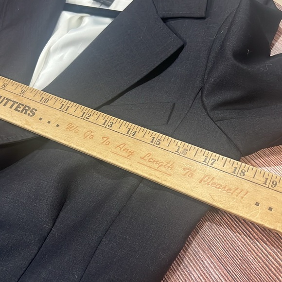 Brand New Symthe Boyfriend Blazer - Picture 6 of 8